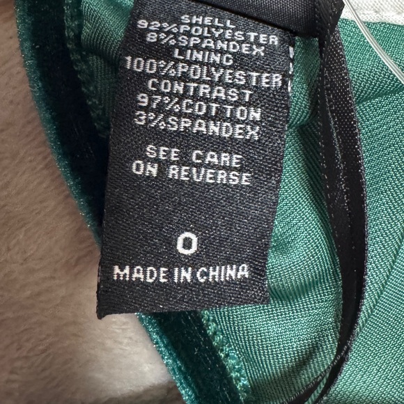 NWT Disney Mickey Mouse Holiday Green Velvet Long Sleeve White Collared Dress 0 - Picture 16 of 16